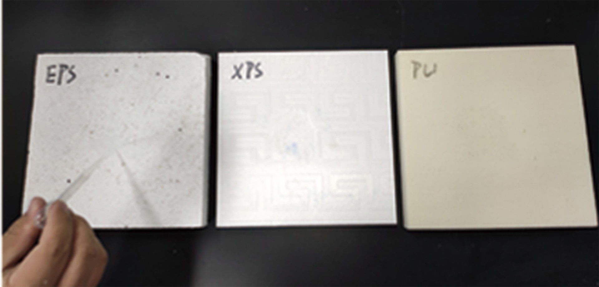 ② 4 drops of acetone solution were added to each board