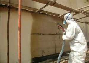 Spray rigid polyurethane foam