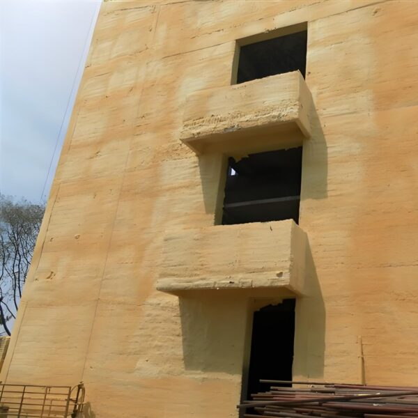 B1/B2 grade polyurethane rigid foam spray combination material for building exterior walls