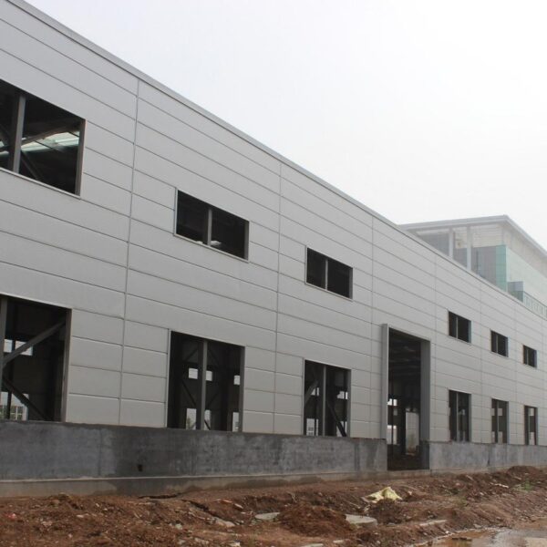 Polyisocyanurate (PIR) thermal insulation sandwich panel