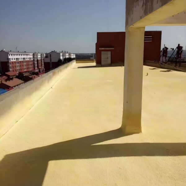 Polyurethane rigid foam spray combination material for floor