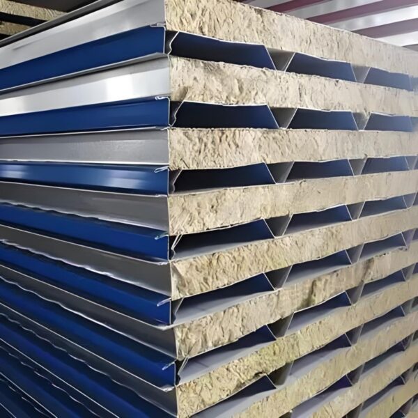 Polyisocyanurate (PIR) thermal insulation sandwich panel