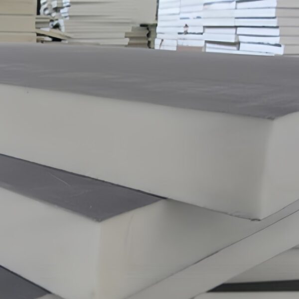 Rigid foam polyurethane composite board