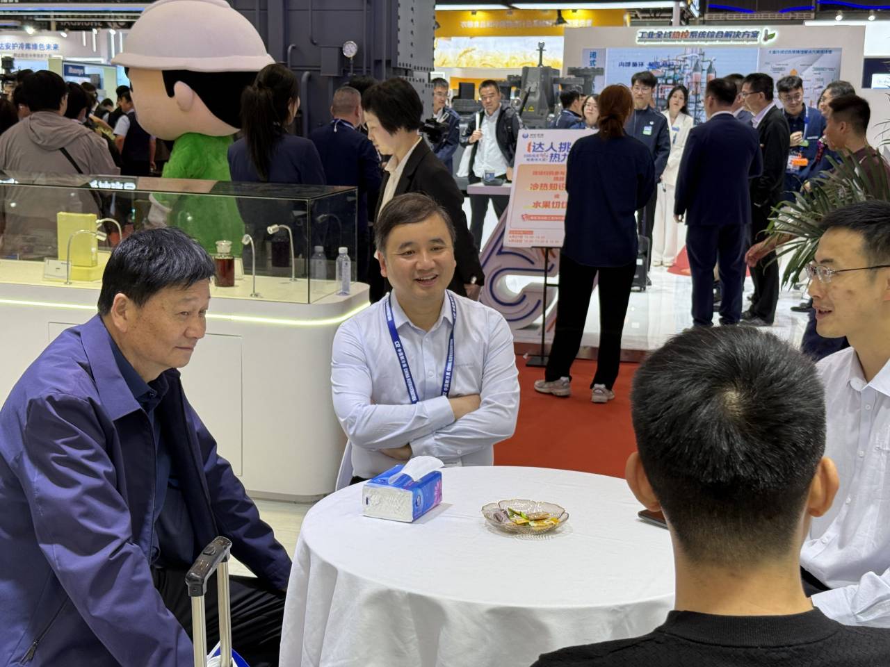 Wanhua Energy Saving Debuts at 2025 China Refrigeration Exhibition